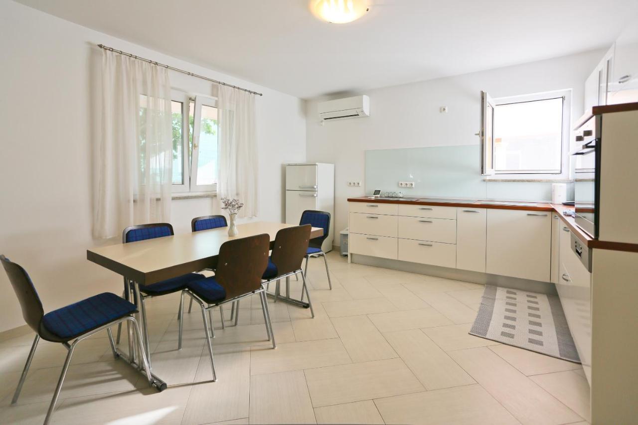Apartman Dani Ζαντάρ Εξωτερικό φωτογραφία